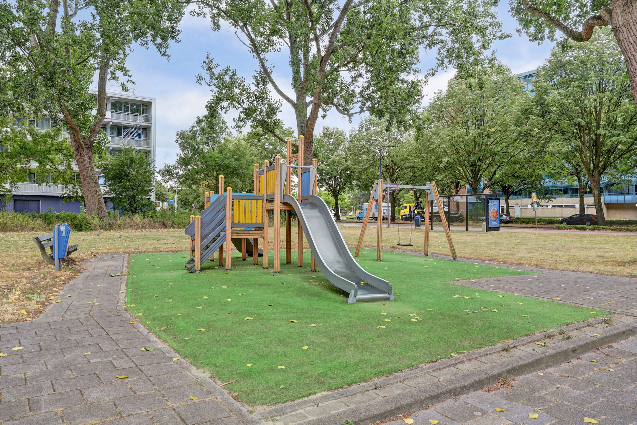 Photo 30 of Holysingel 128