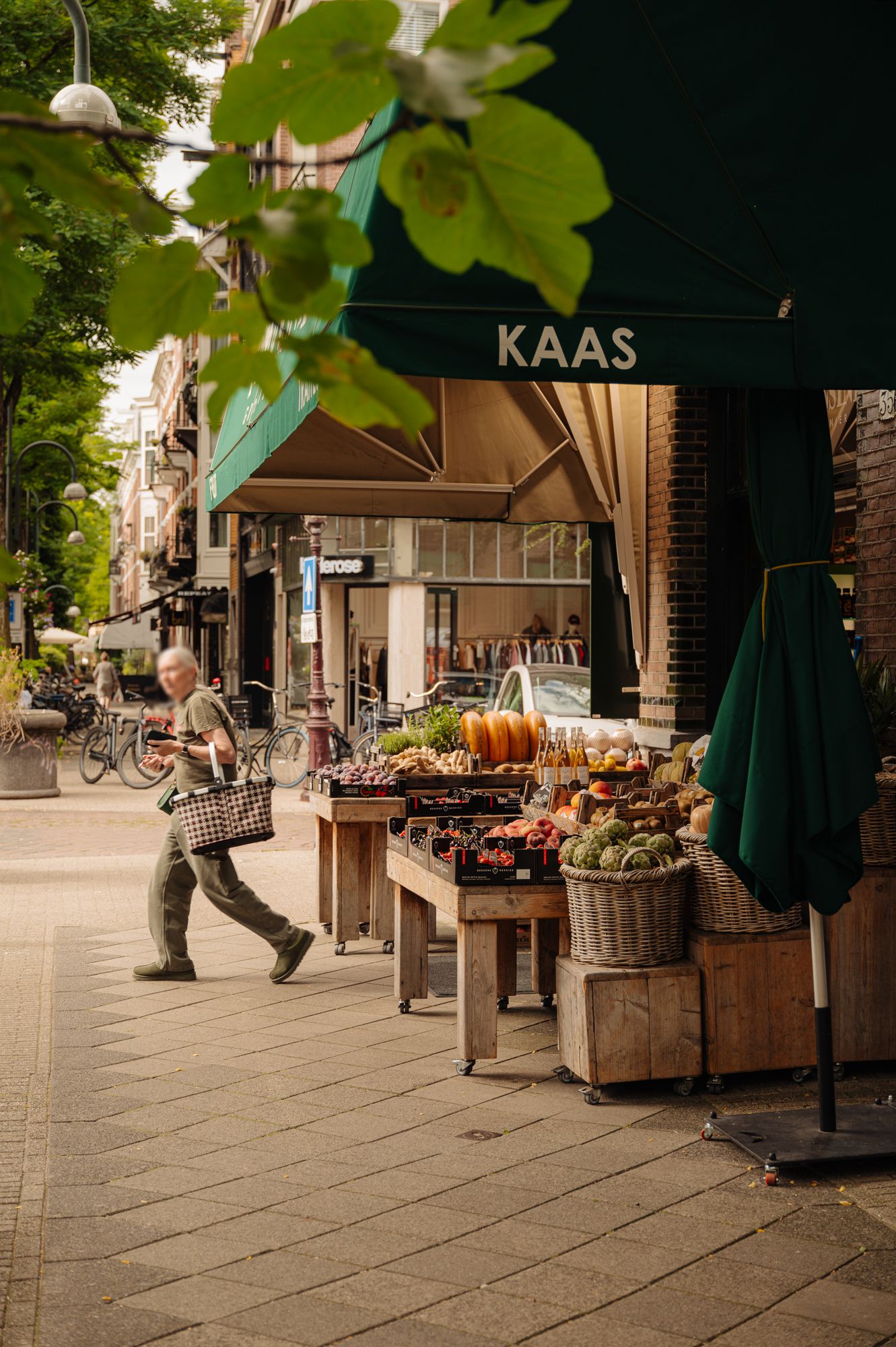 Foto 42 van De Lairessestraat 88