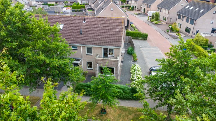 Hoekwoning te koop: Hoofdspoor 41, Genemuiden