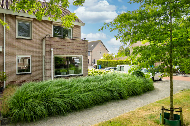 Hoekwoning te koop: Hoofdspoor 41, Genemuiden