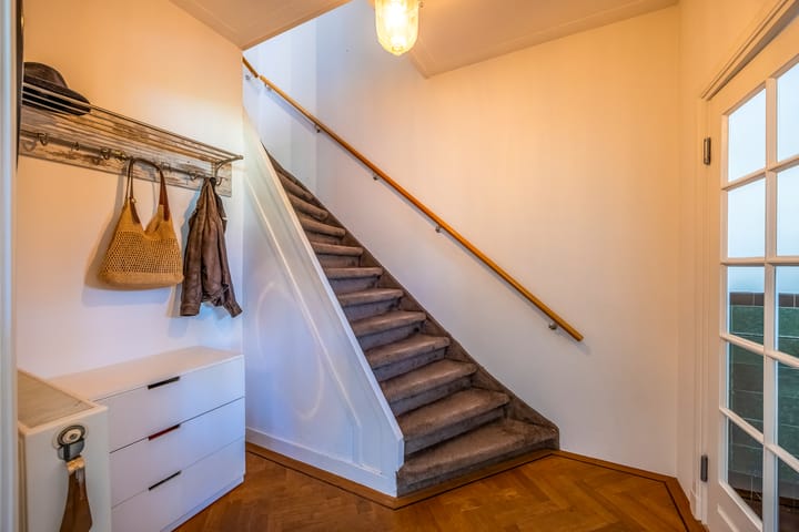 Tussenwoning te koop: Busken Huetplein 5, Hilversum