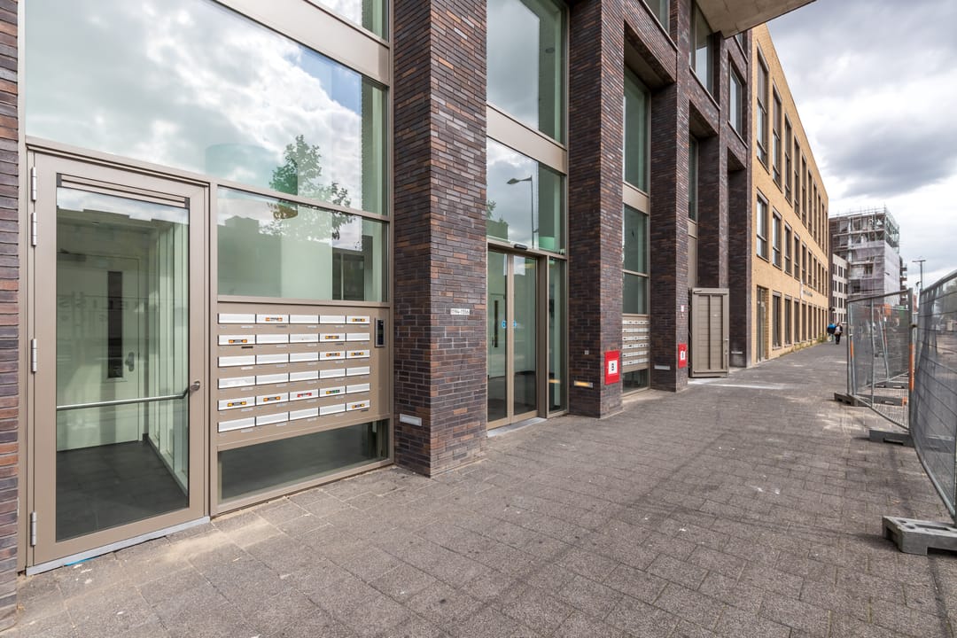 Photo 2 of Laan op Zuid 1204
