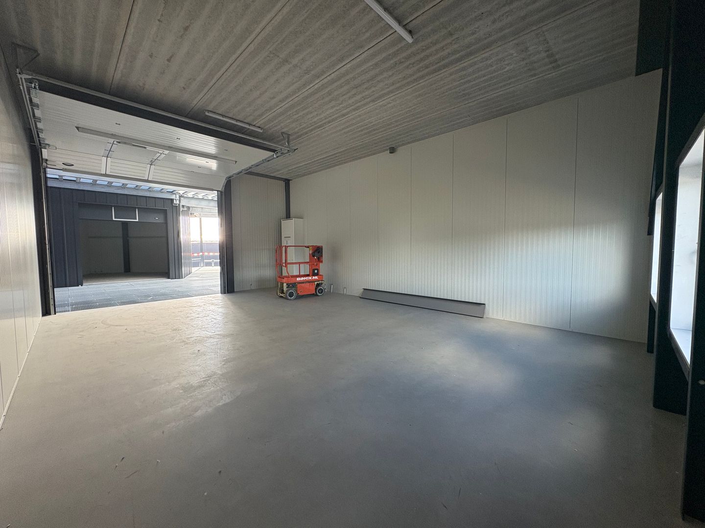View photo 3 of Pascalstraat 19-102