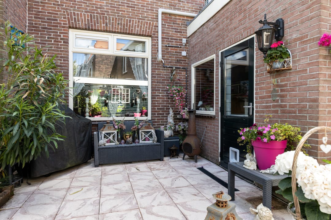 Photo 13 of Riouwstraat 3