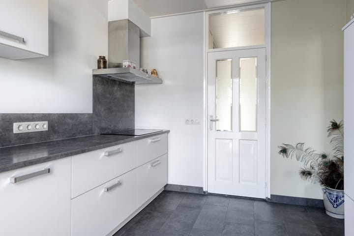 Tussenwoning te koop: Westsingel 52, Axel