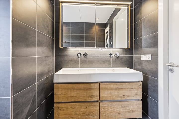 Vrijstaande woning te koop: Stormzeil 1, Almere