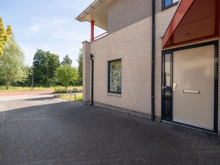 Twee-onder-één-kap te koop: Waterlelie 31, Drachten
