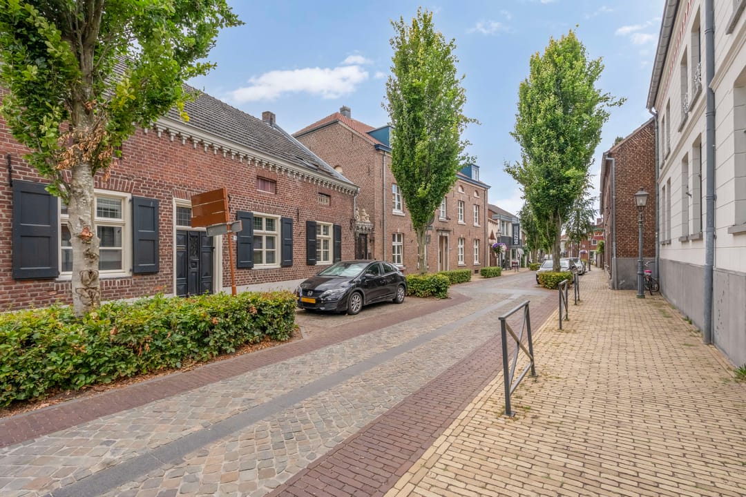 Foto 41 van Grotestraat 1