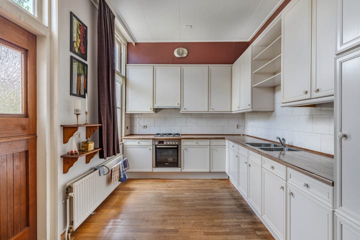 Tussenwoning te koop: Voorbaan 58, Huizen