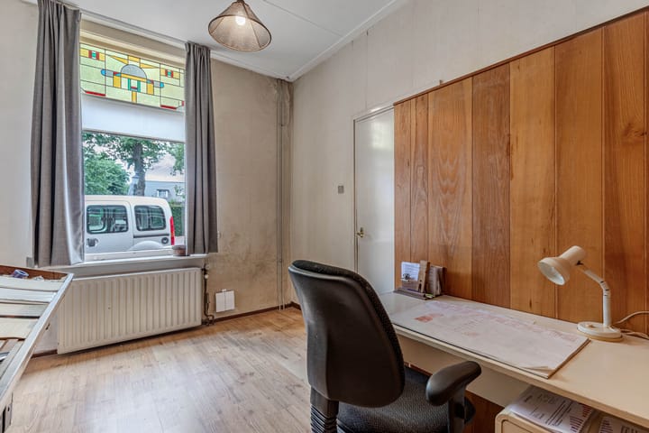 Tussenwoning te koop: Voorbaan 58, Huizen
