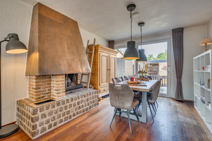 Tussenwoning te koop: Graaf Hendrik van den Bergstraat 23, Venlo