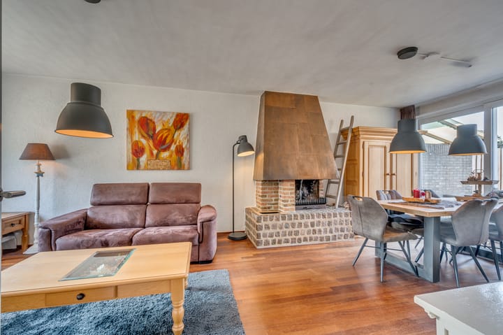Tussenwoning te koop: Graaf Hendrik van den Bergstraat 23, Venlo