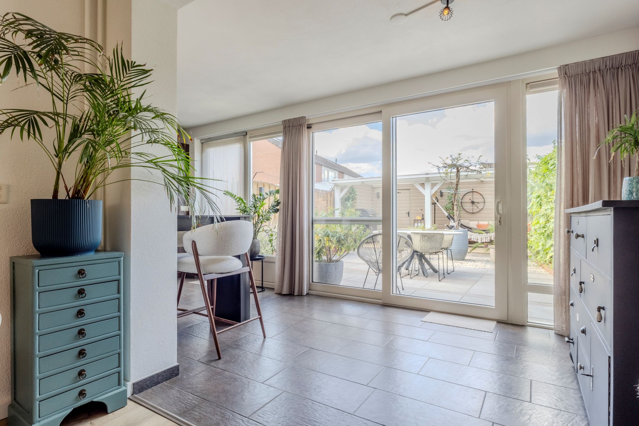 Photo 21 of Emmastraat 80