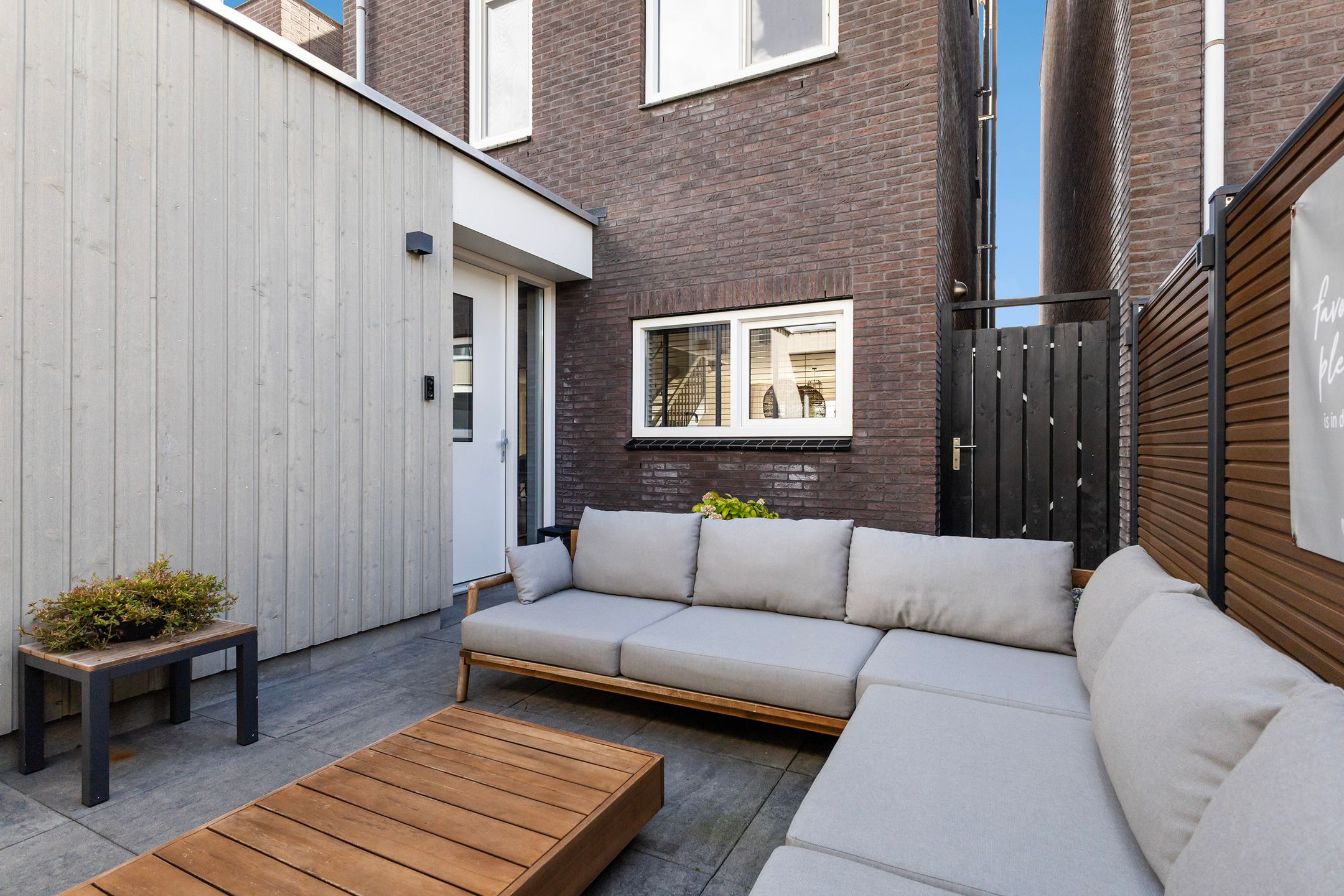 Photo 36 of Suder Stienplaat 39
