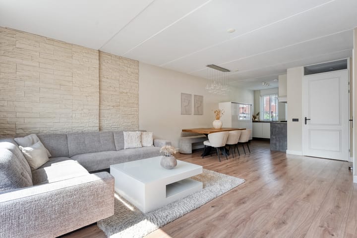 Tussenwoning te koop: Plattenborgstraat 53, Zwolle