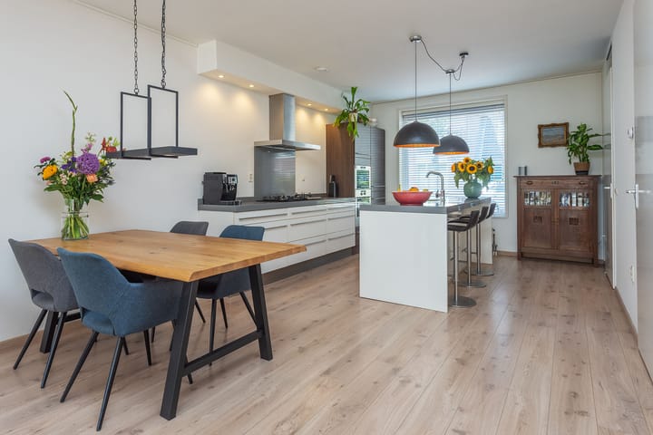 Tussenwoning te koop: Koolwitjestraat 60, Aalsmeer