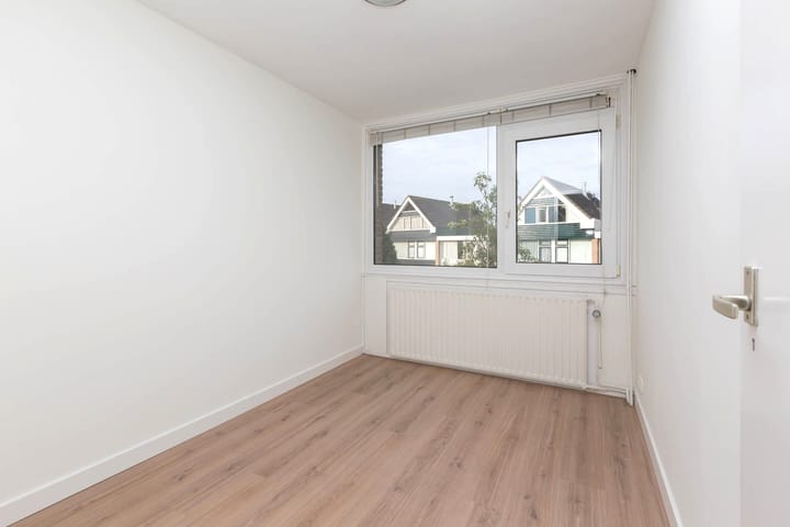Tussenwoning te huur: Boomkleverlaan 4, Bussum