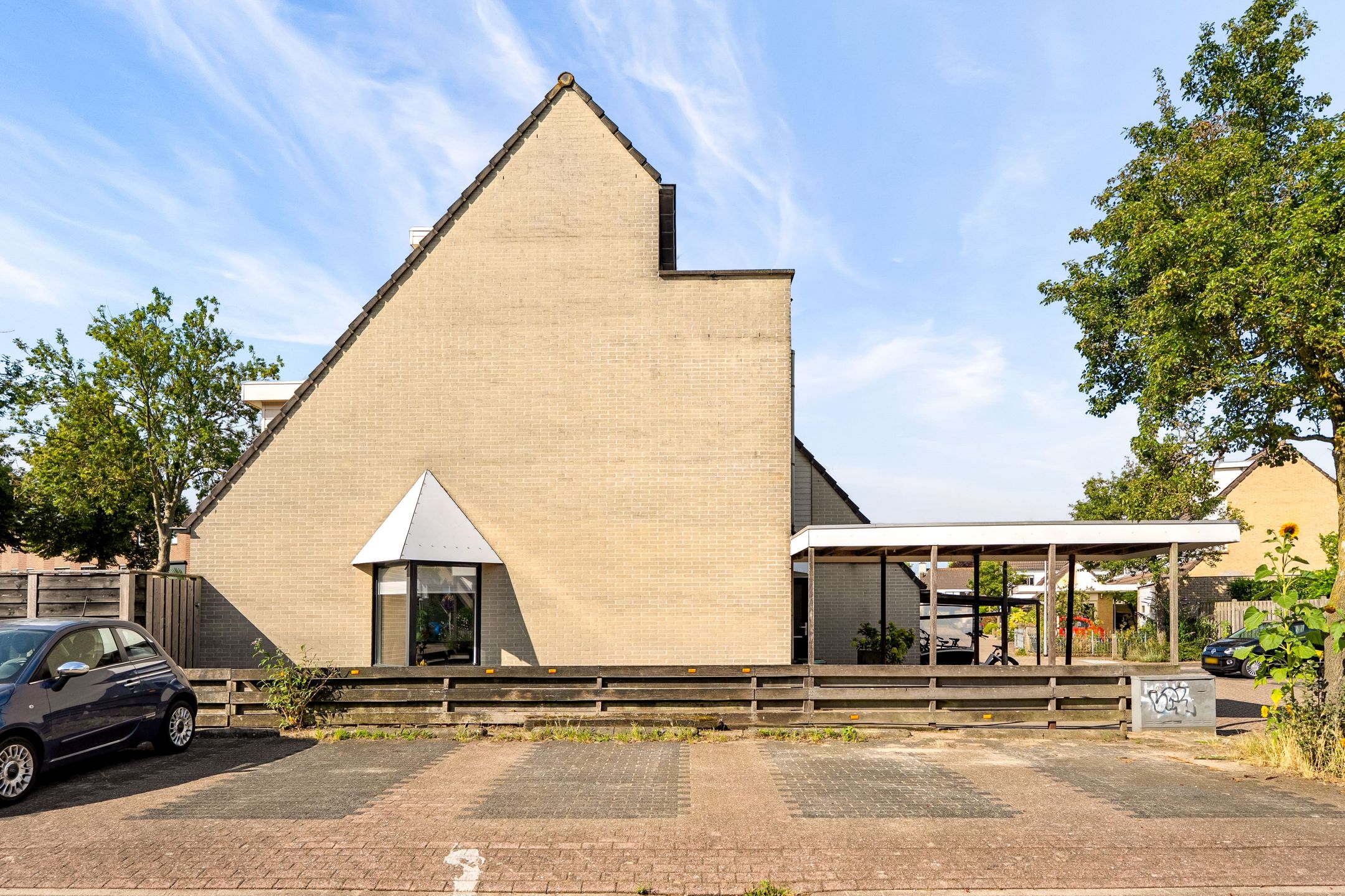 Photo 42 of Van Welveldenmarke 1