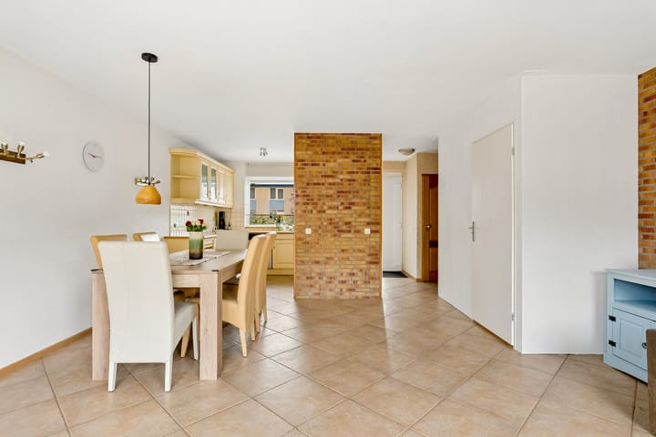 Hoekwoning te koop: Harpstraat 30, Almere