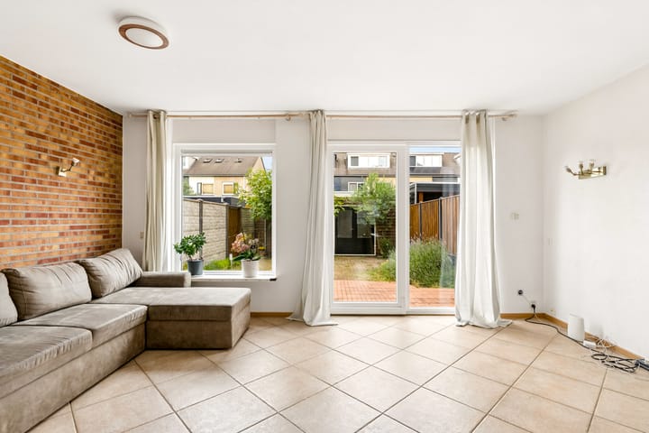 Hoekwoning te koop: Harpstraat 30, Almere