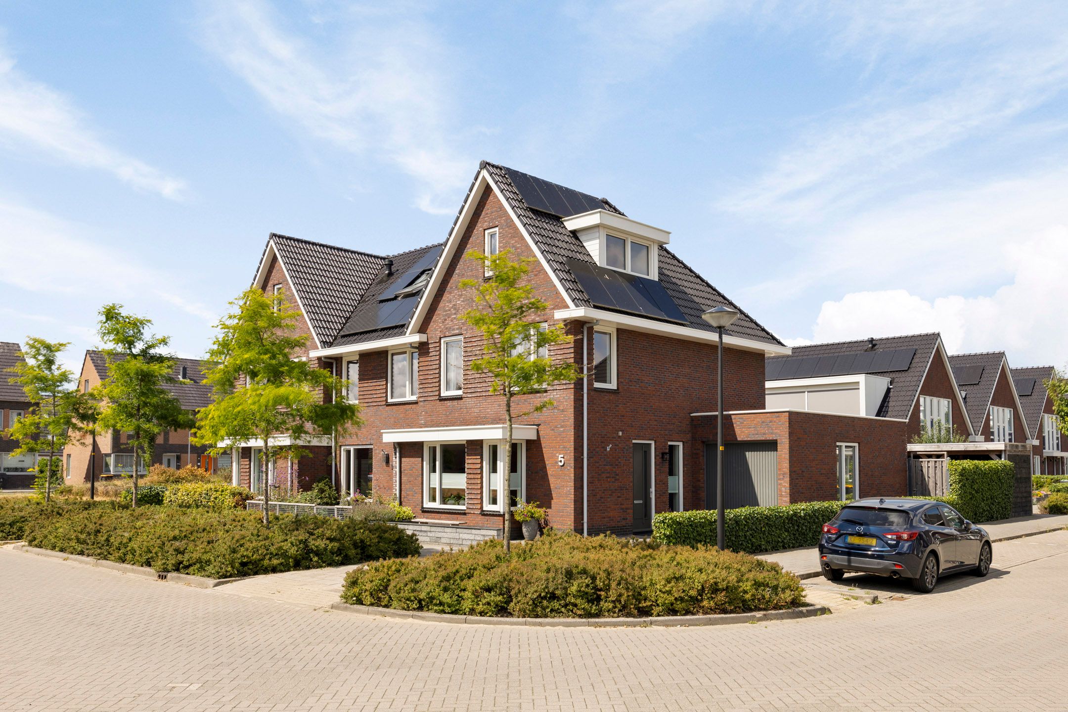 Foto 42 van Purperreiger 5