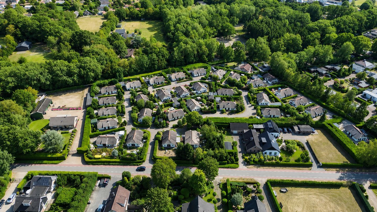 View photo 1 of Oude Garderenseweg 18