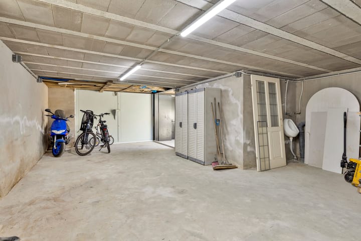 Photo 4 of Henry Fordstraat 14