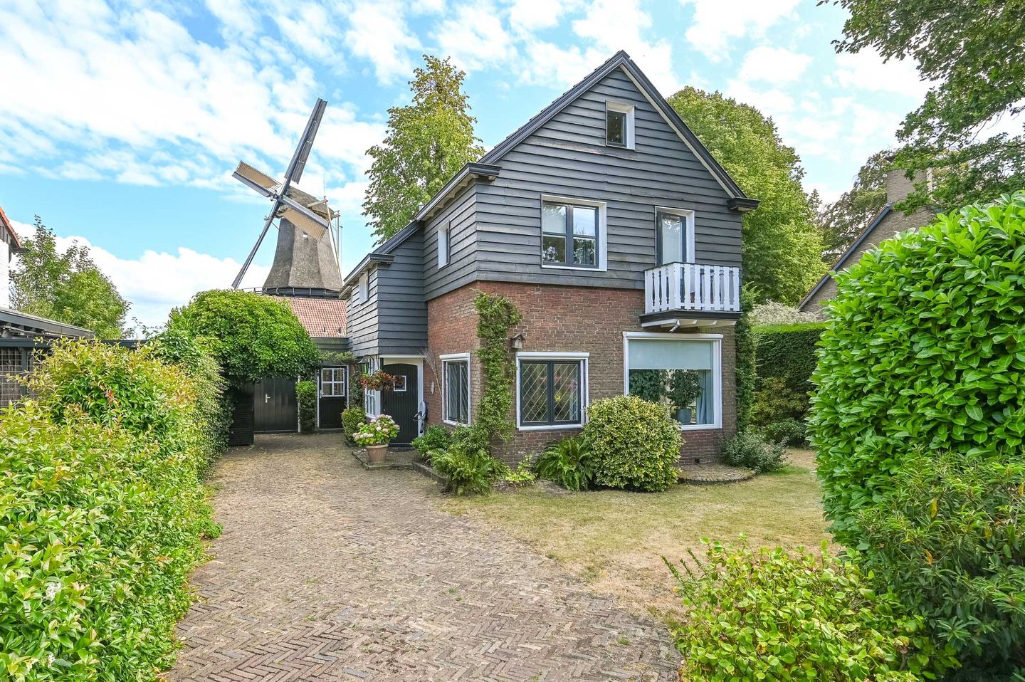 Foto 1 van Bosbeeklaan 19