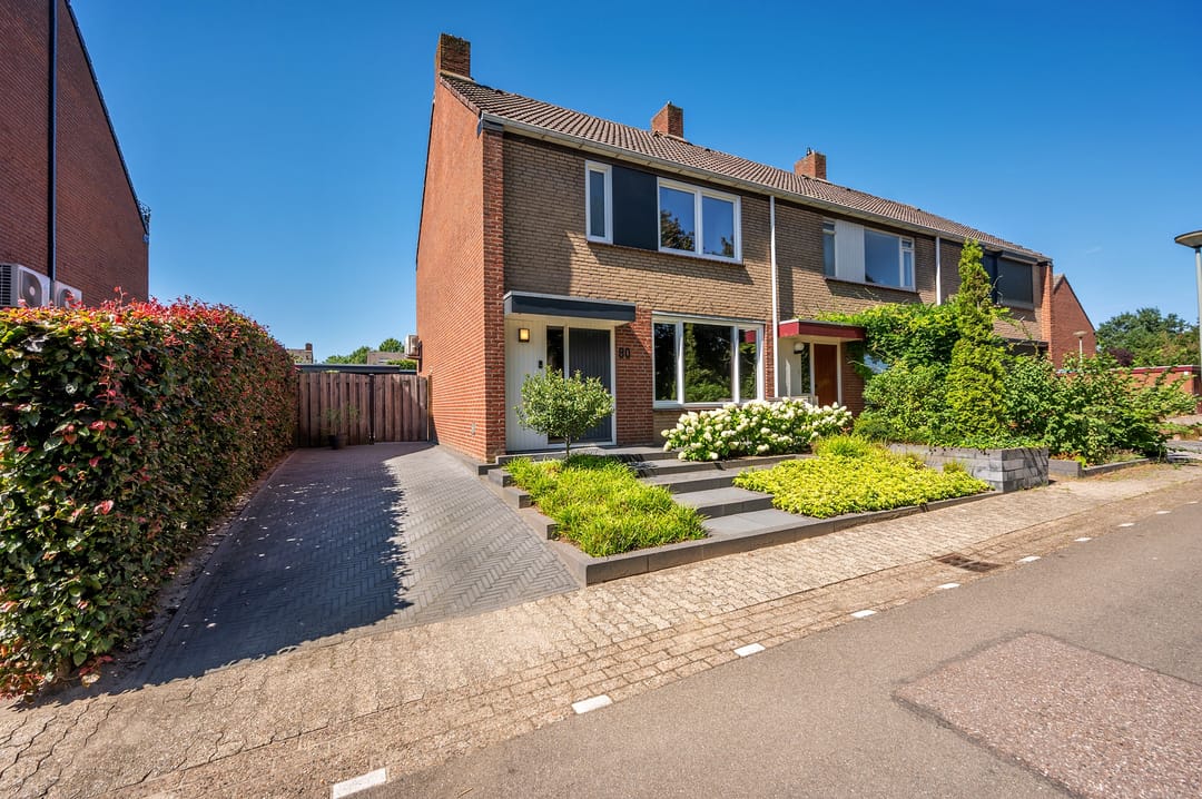 Photo 1 of Burg van Leentstraat 80