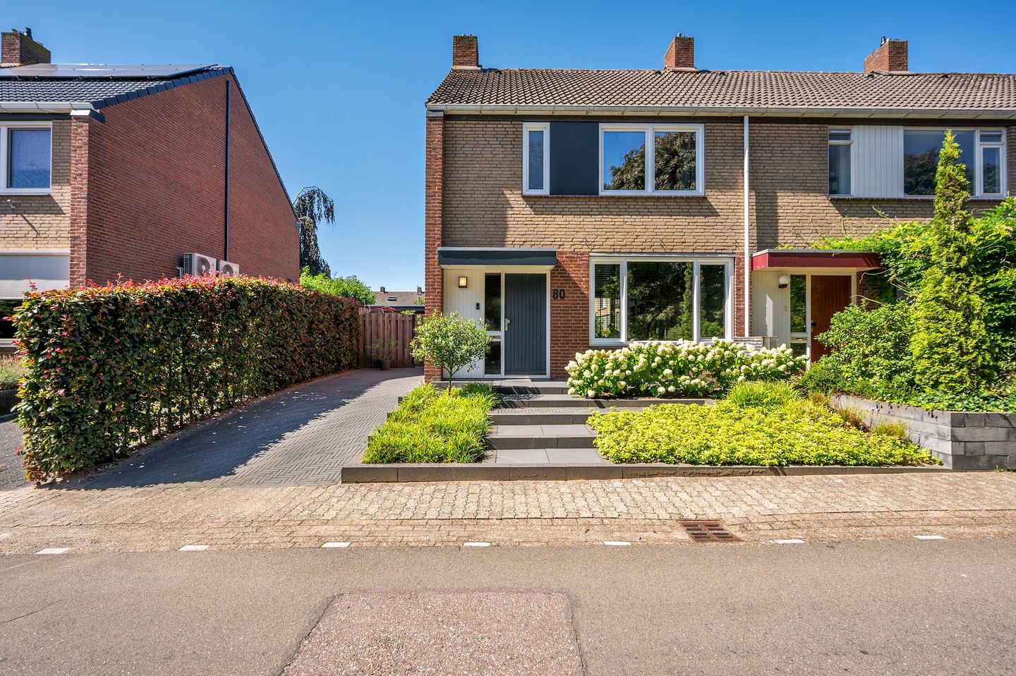 Photo 49 of Burg van Leentstraat 80