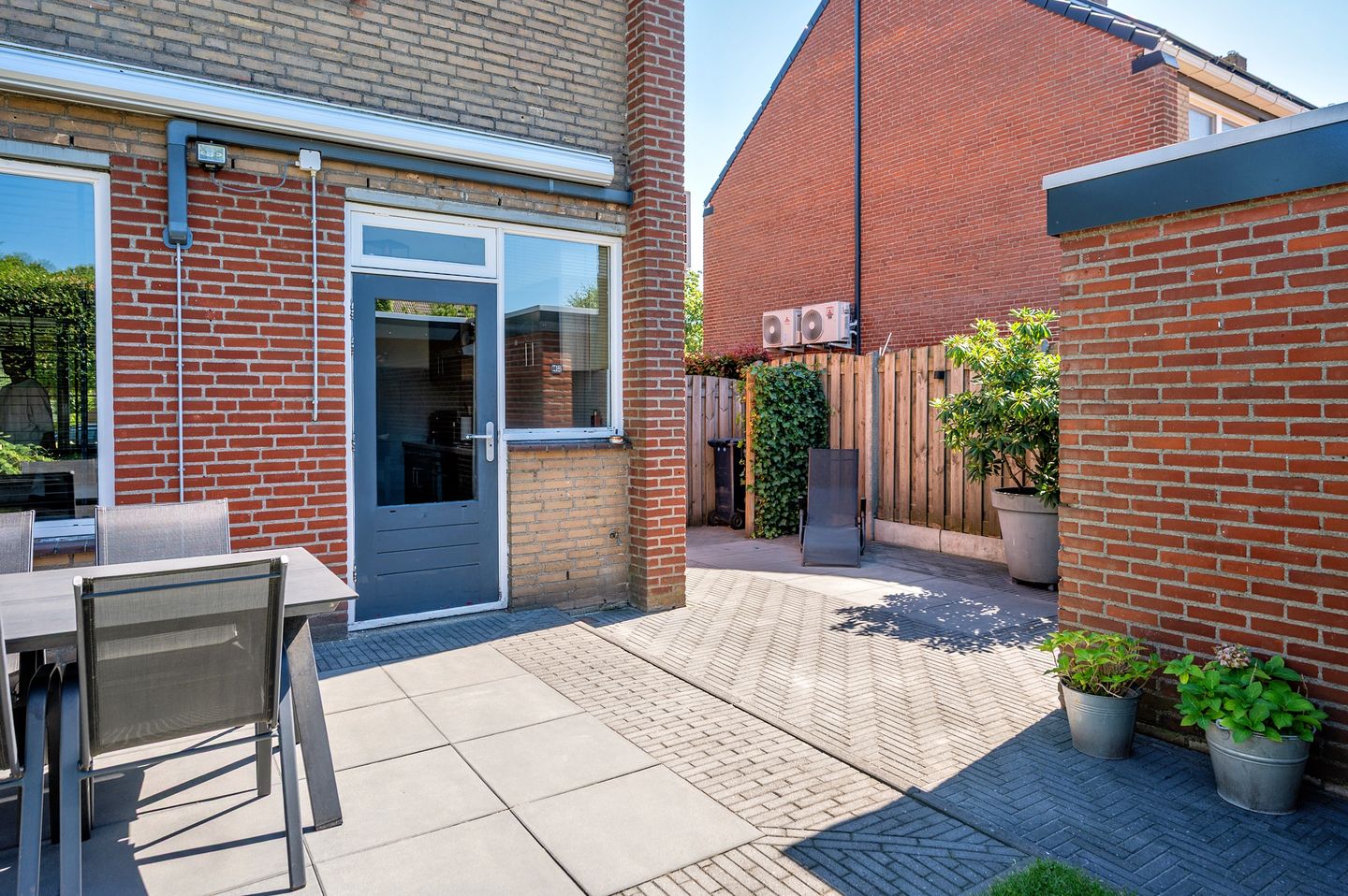 Photo 44 of Burg van Leentstraat 80