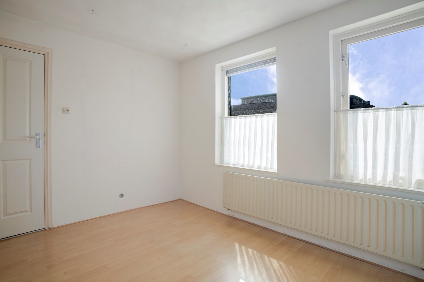 Photo 29 of Monseigneur van Hooydonkstraat 13