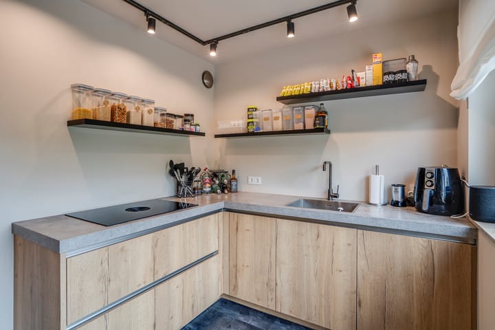 Appartement te koop: Lienaertsstraat 106, Geleen