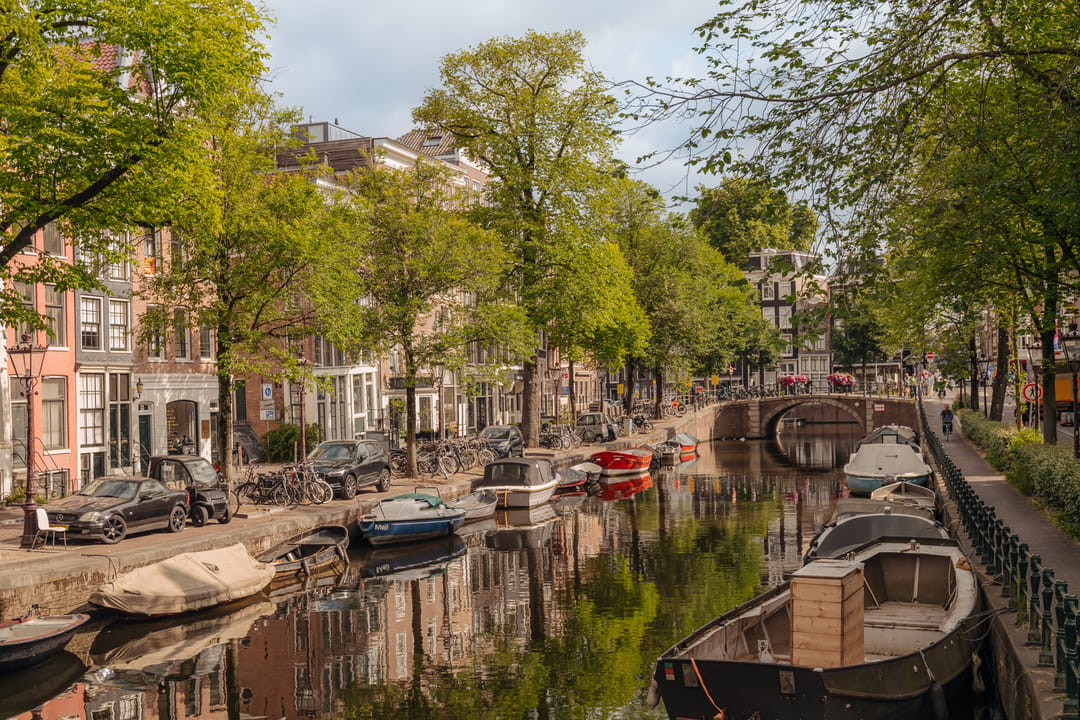 Photo 22 of Lange Leidsedwarsstraat 135-A