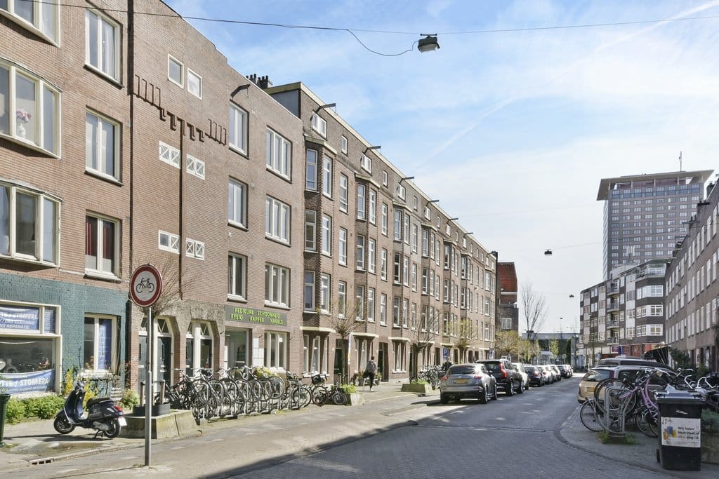Photo 1 of Tweede Van der Helststraat 27-2