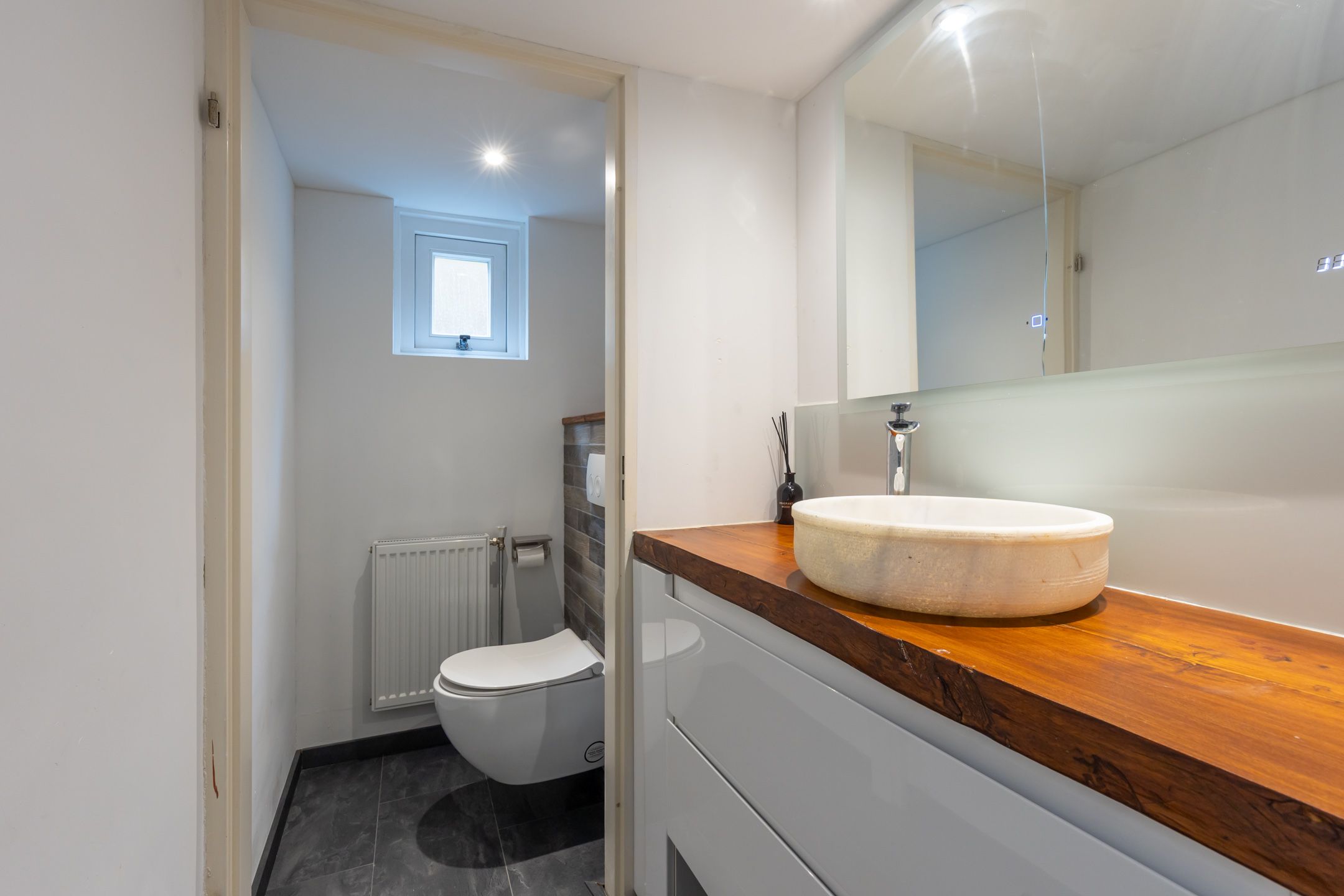 Photo 27 of Kloosterstraat 20-A