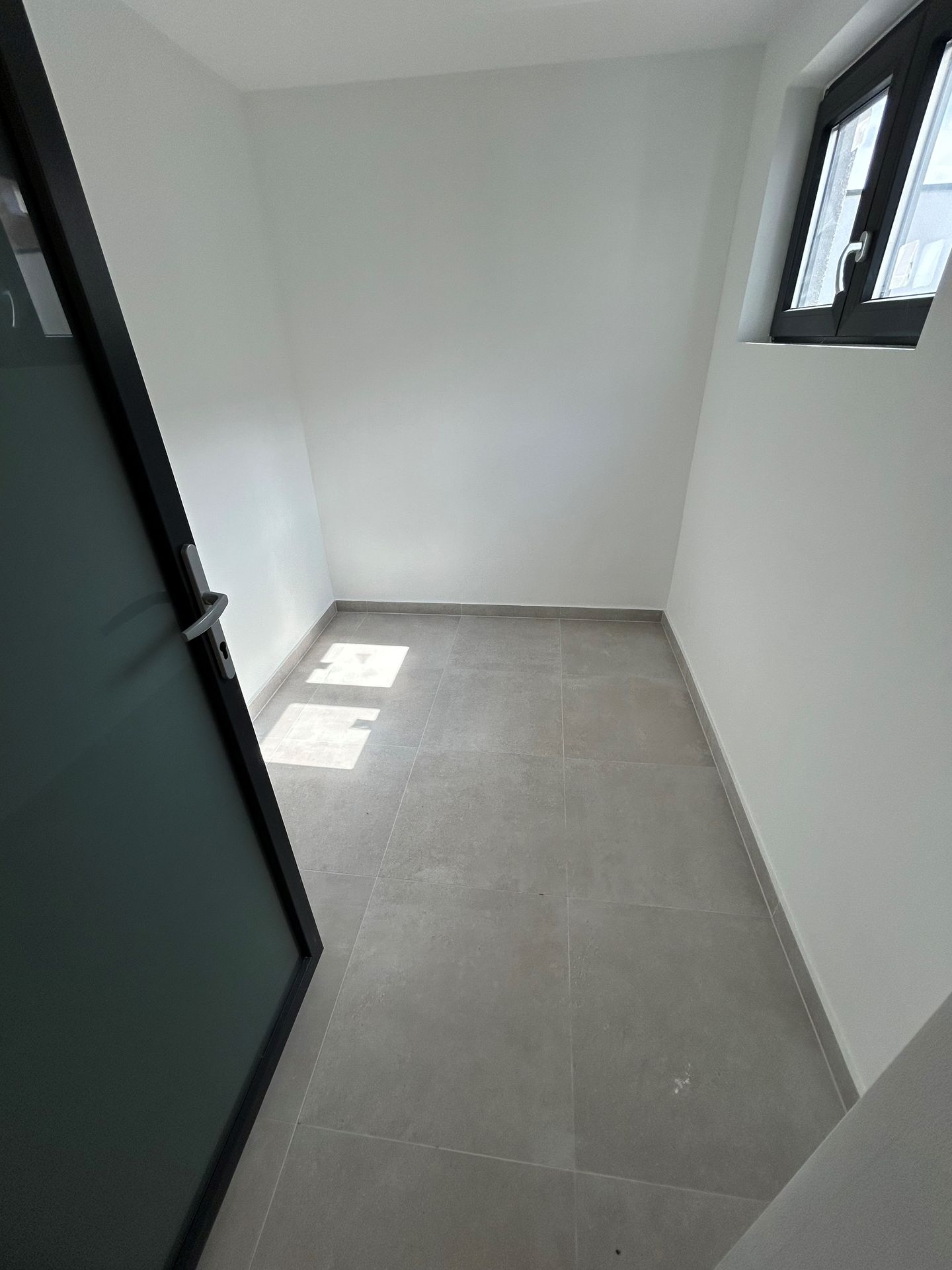 Photo 14 of Heiveldstraat 69