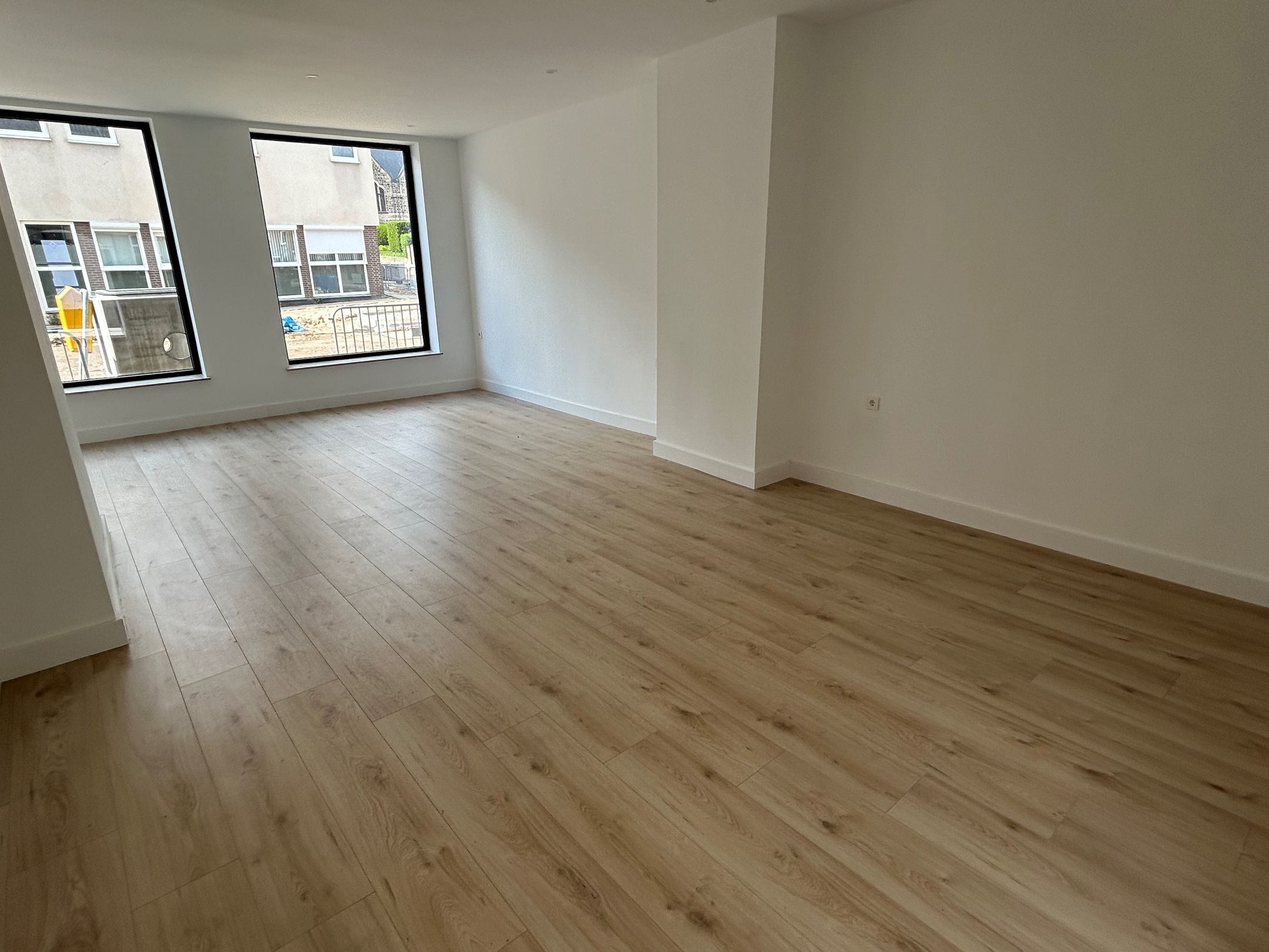 Photo 9 of Heiveldstraat 69