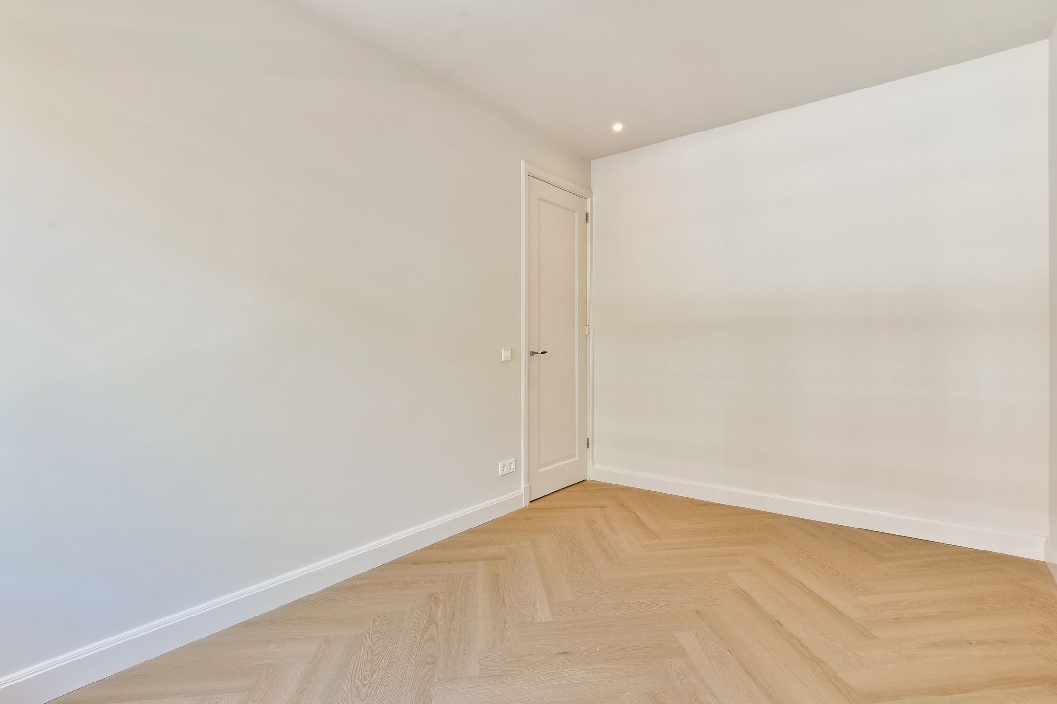 Photo 12 of Crynssenstraat 14-1