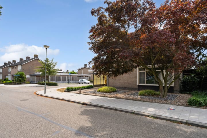 Vrijstaande woning te koop: Willem I straat 18, Nederweert