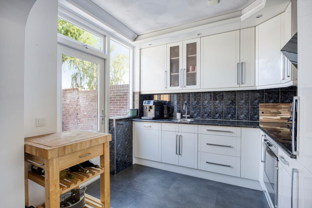 Photo 11 of Hiddes de Friesstraat 6