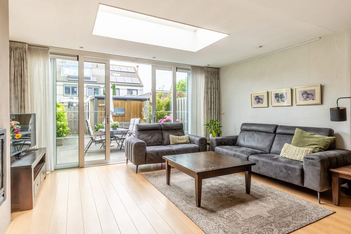 Tussenwoning te koop: Verfmolen 4, Maassluis