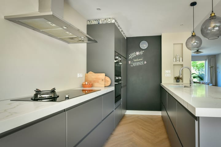 Tussenwoning te koop: Gijsbrecht van Amstellaan 11, Amstelveen
