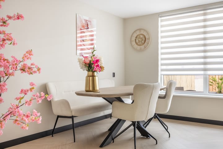 Tussenwoning te koop: Henriëtte Roland Holst-erf 4, Dordrecht