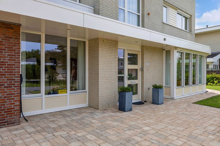 Vrijstaande woning te koop: Birdielaan 27, Lelystad
