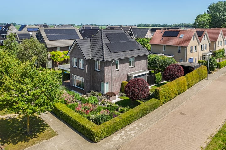 Vrijstaande woning te koop: De Nije Kamers 14, St.-Annaparochie