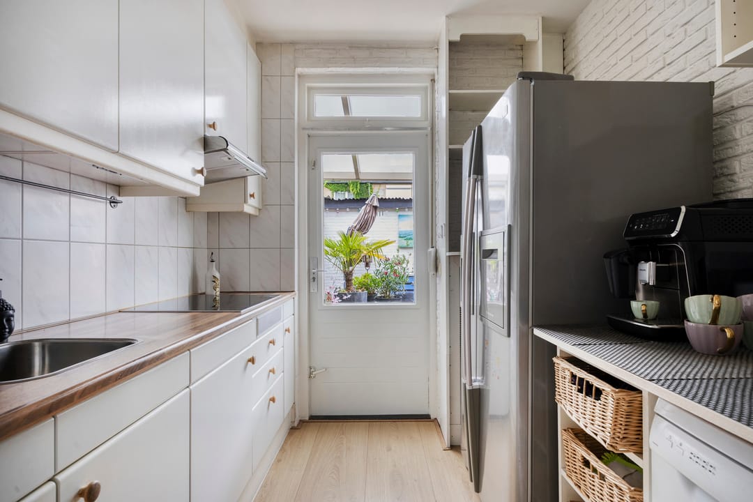 Photo 11 of Doornikstraat 16
