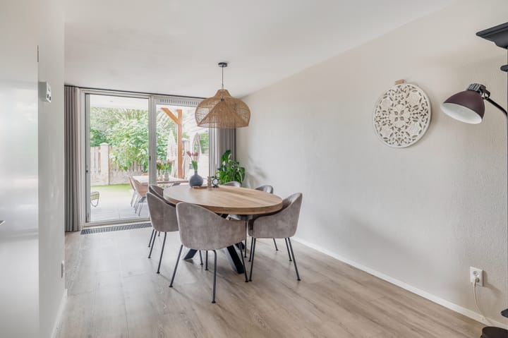 Tussenwoning te koop: Buizerd 19, Veldhoven