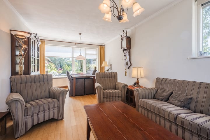 Twee-onder-één-kap te koop: Chrysantenstraat 46, Veghel