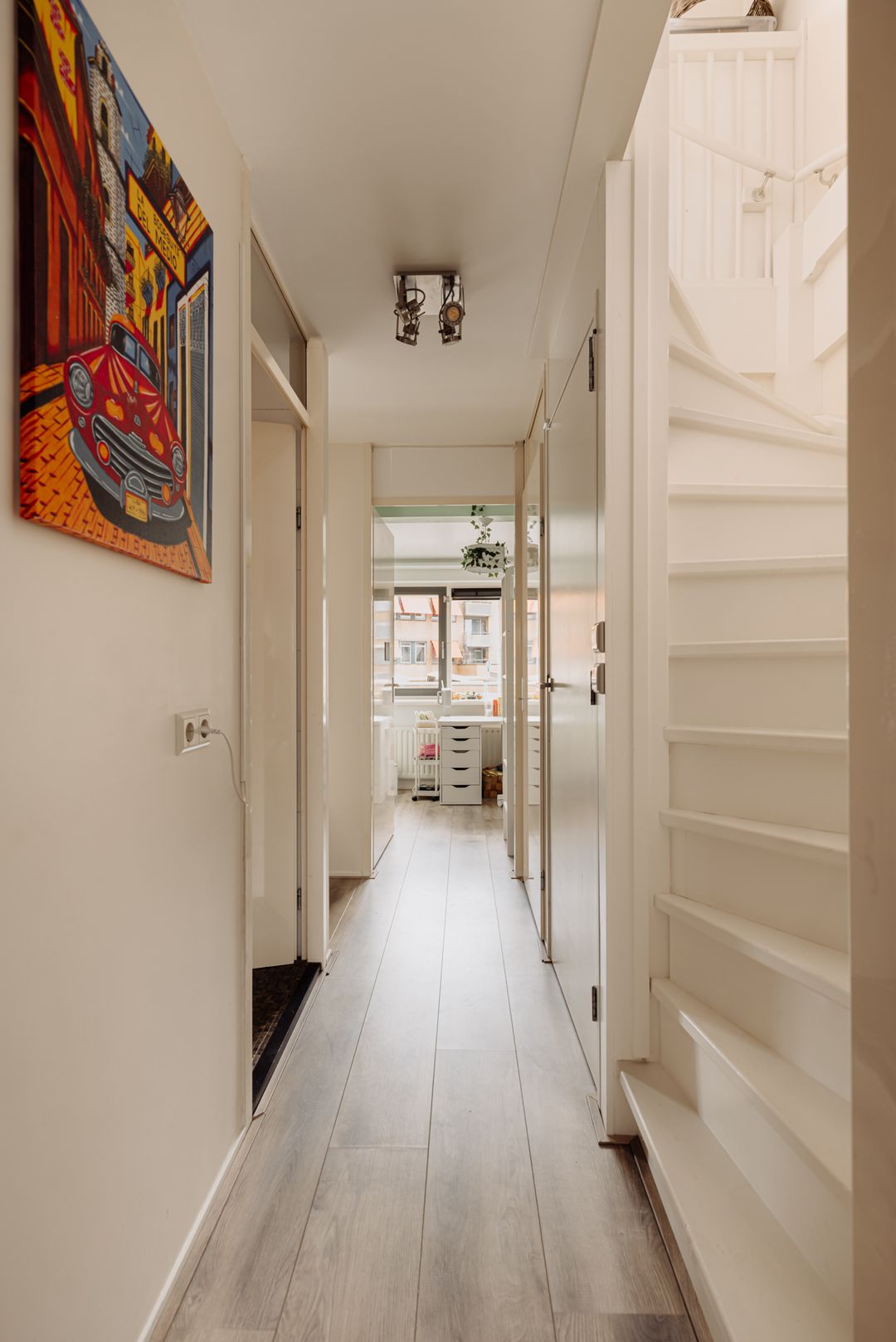 Photo 13 of Mgr. Van de Weteringstraat 5-C
